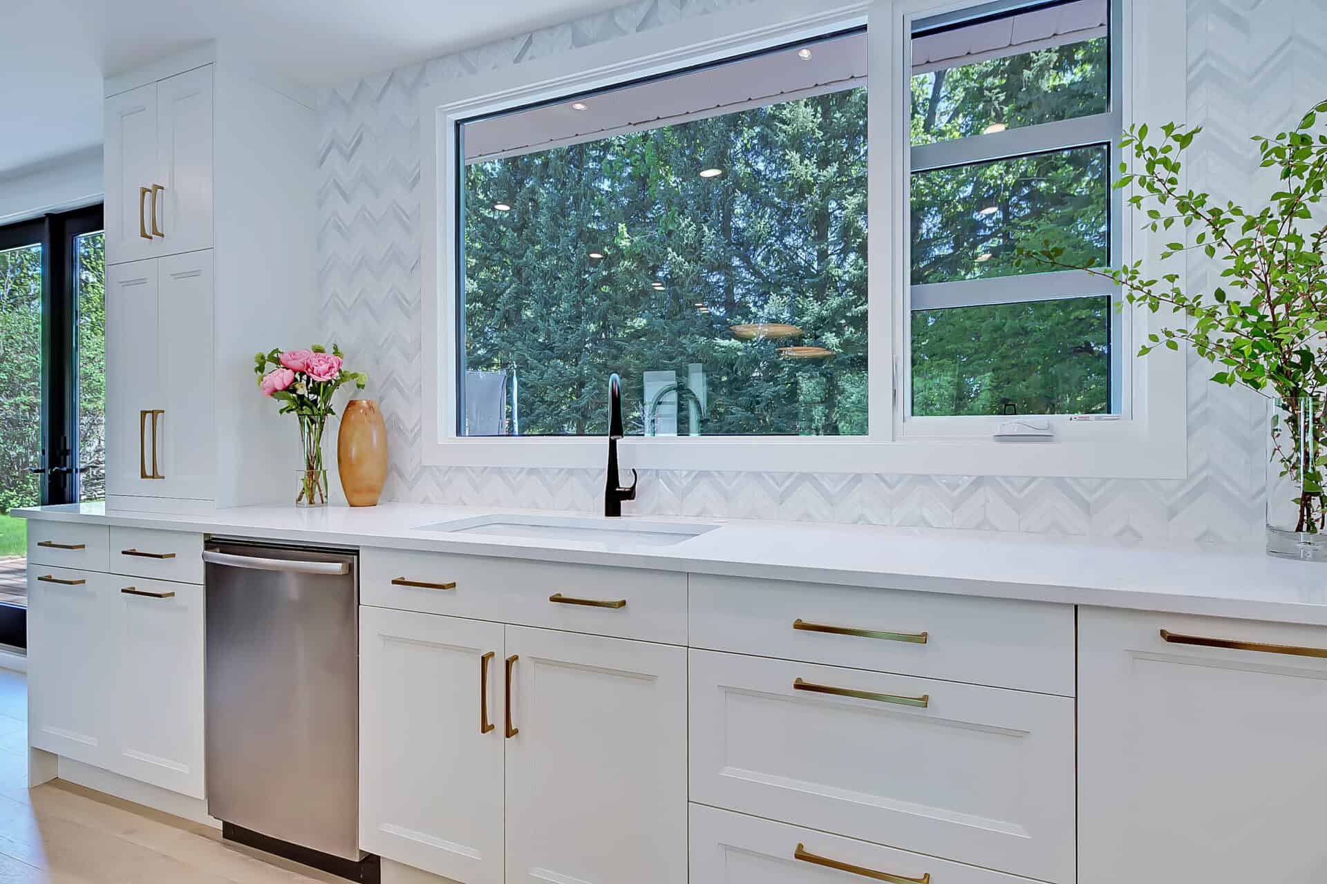 Custom Cabinets, Custom Kitchen and Bathroom Designers, Kitchen Renovations